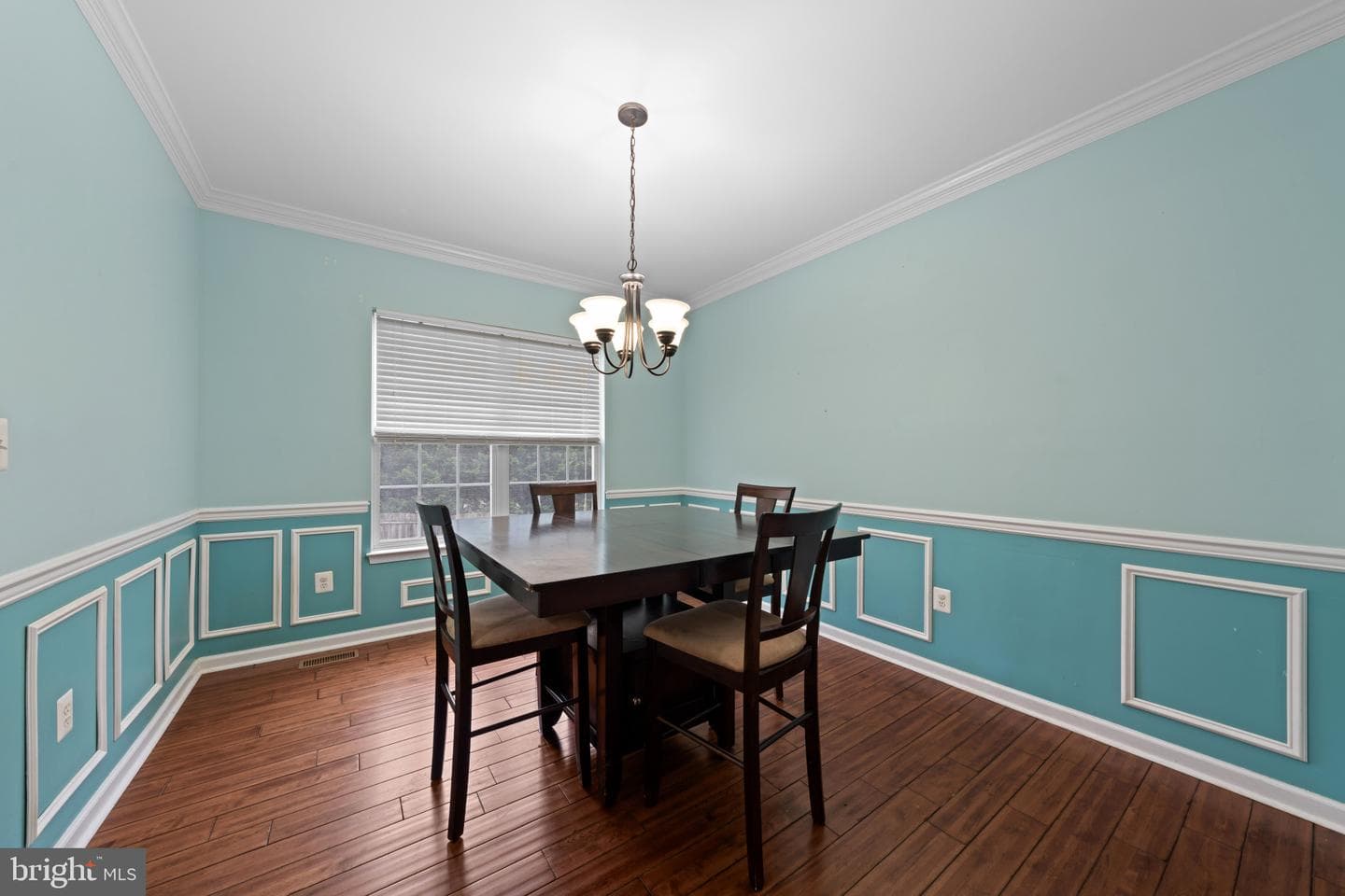 8393 Tenbrook Drive photo 12