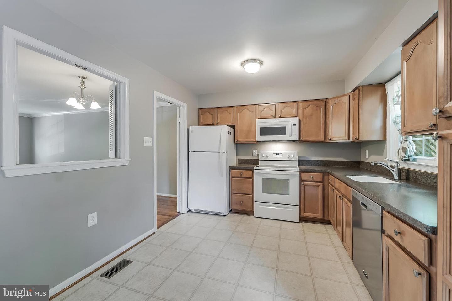 12705 Inverness Way photo 8