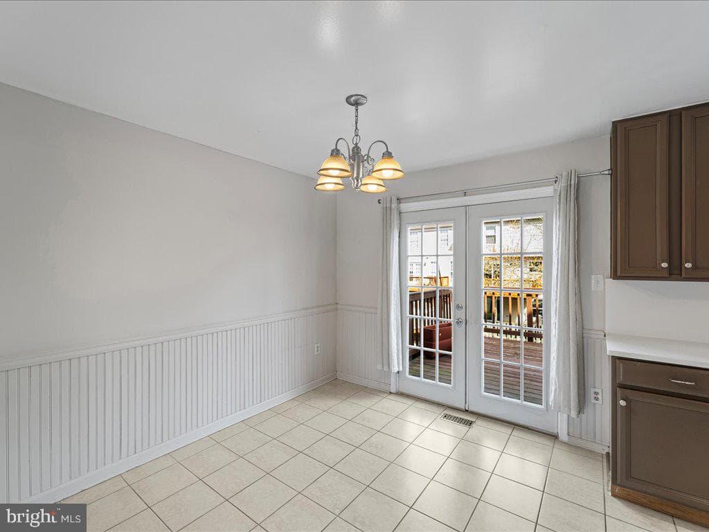 2904 Madeira Court photo 8