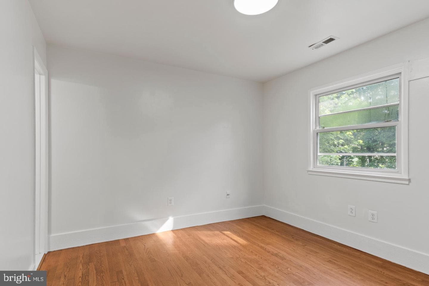 3709 Forestdale Avenue photo 27