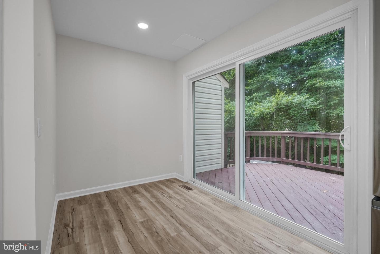 3299 Greco Court photo 10