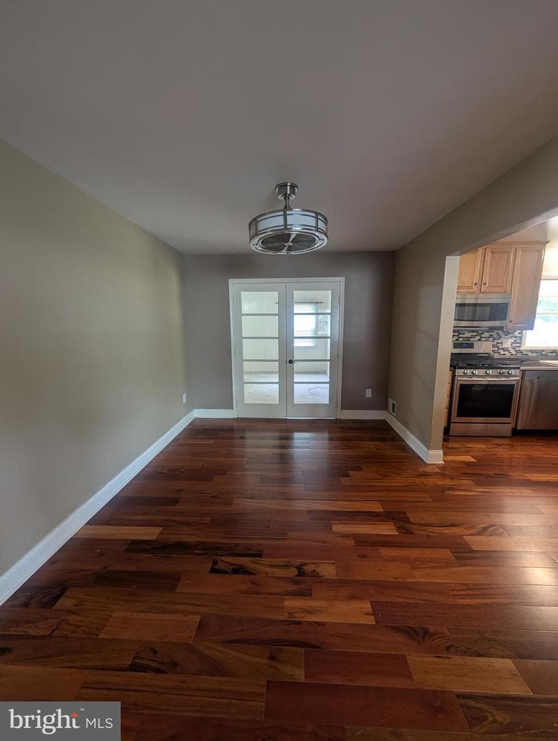 7407 Castle Road photo 3