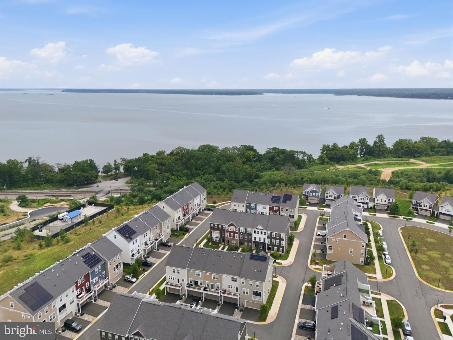 1506 Sandpiper Bay Loop, Dumfries