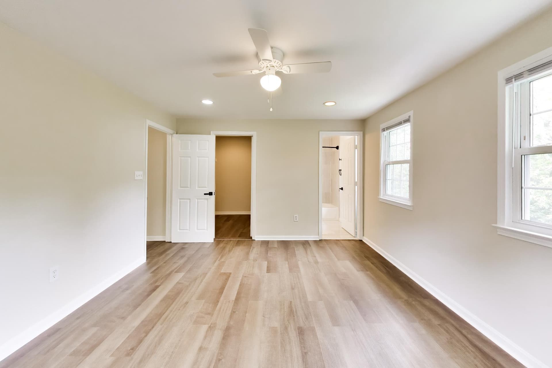1306 Mead Terrace photo 18