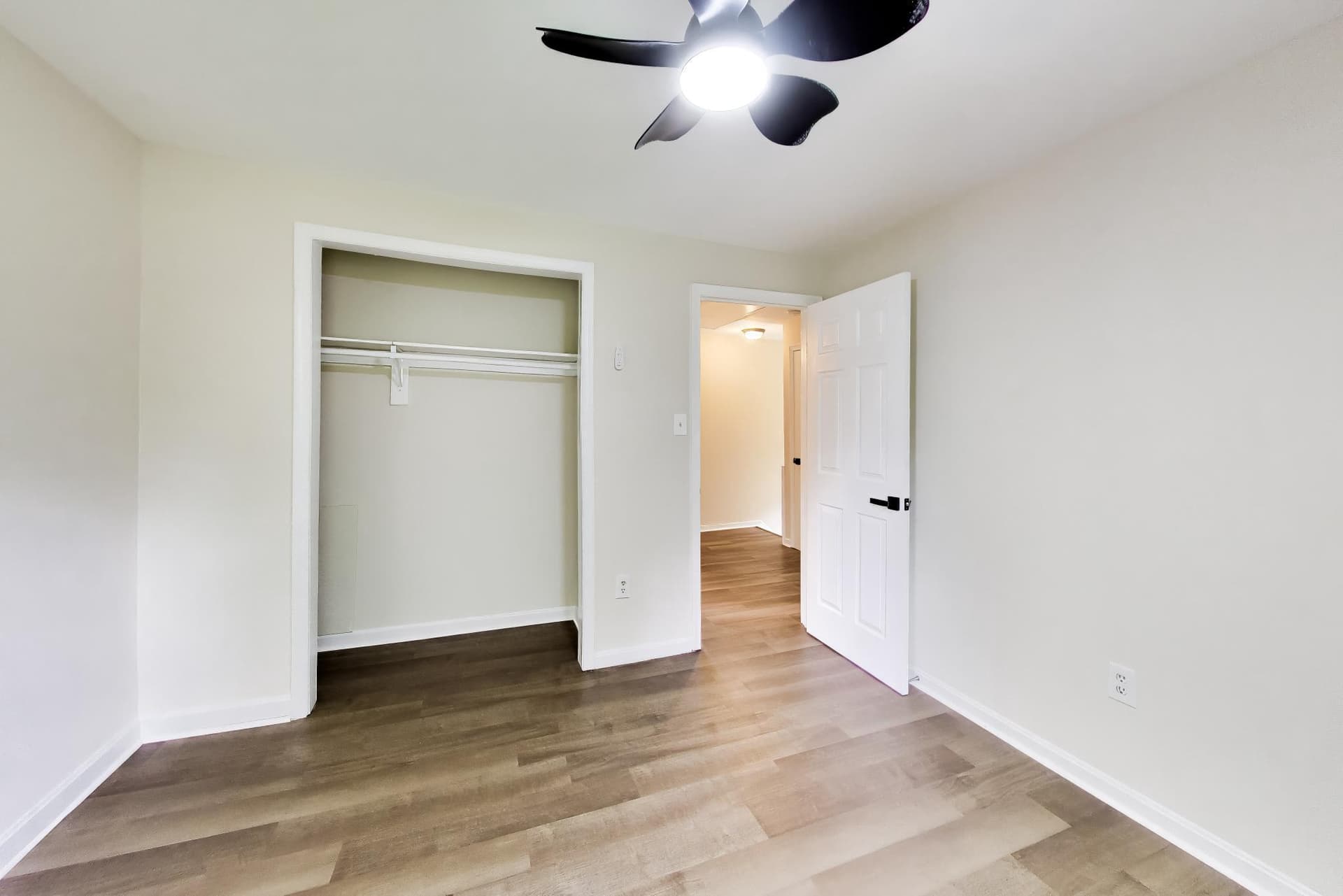 1306 Mead Terrace photo 26