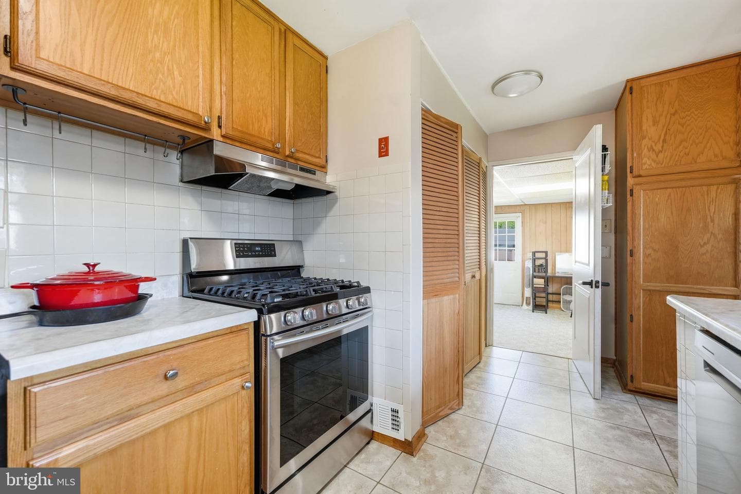 906 Wingfield Road photo 13