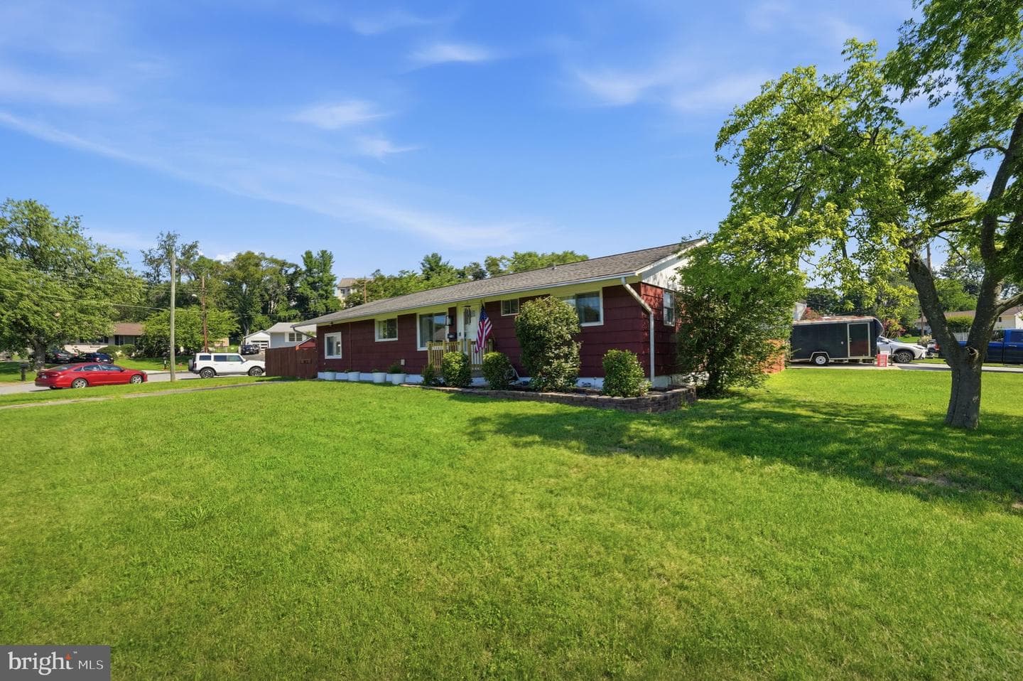 906 Wingfield Road photo 3
