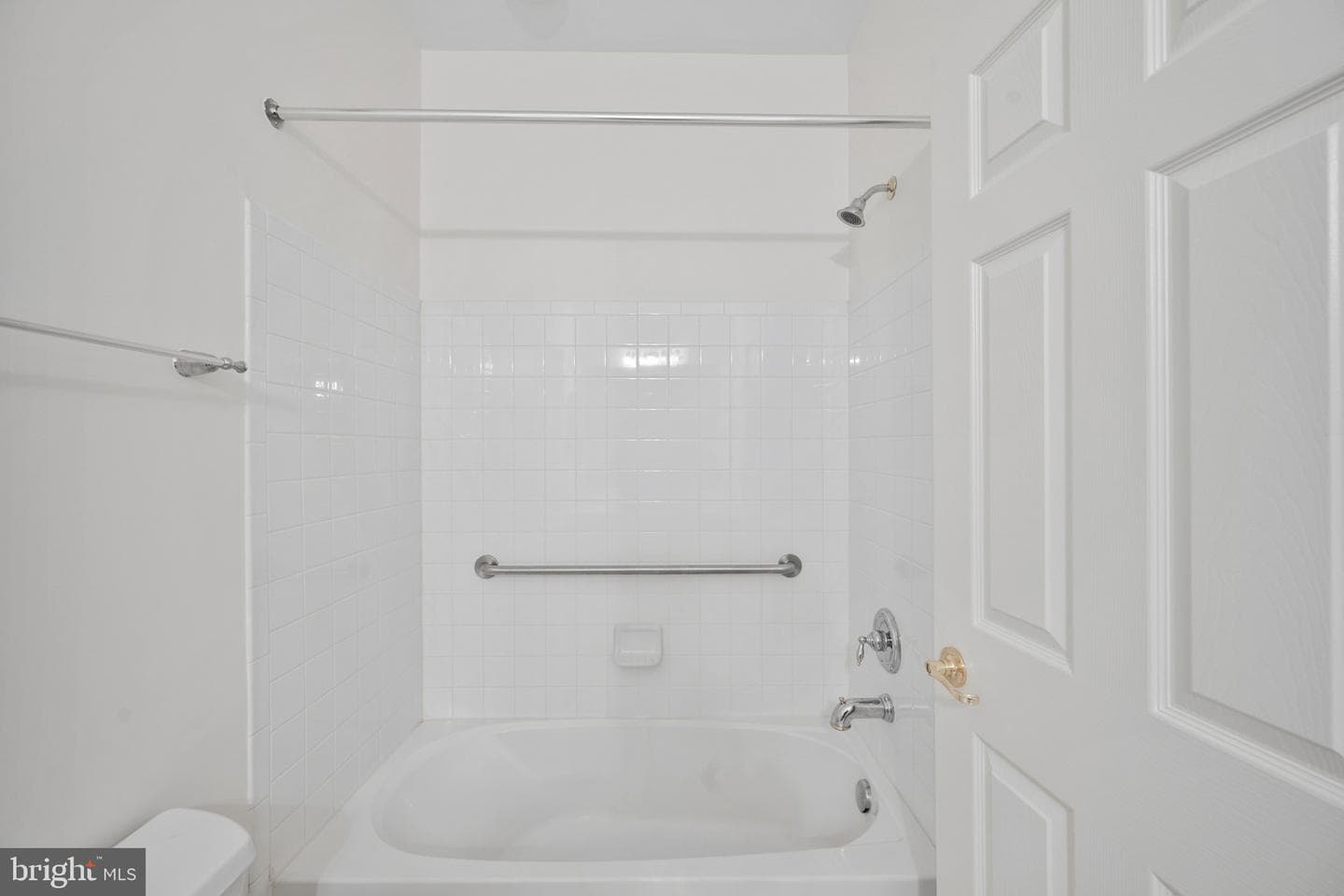 7065 Heritage Hunt Drive #108 photo 14