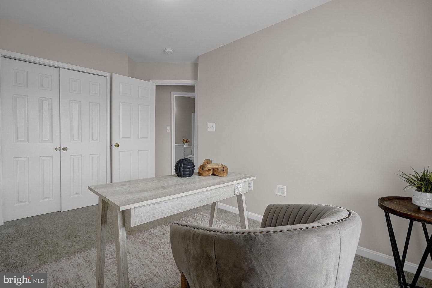 13863 Palisades Street photo 15