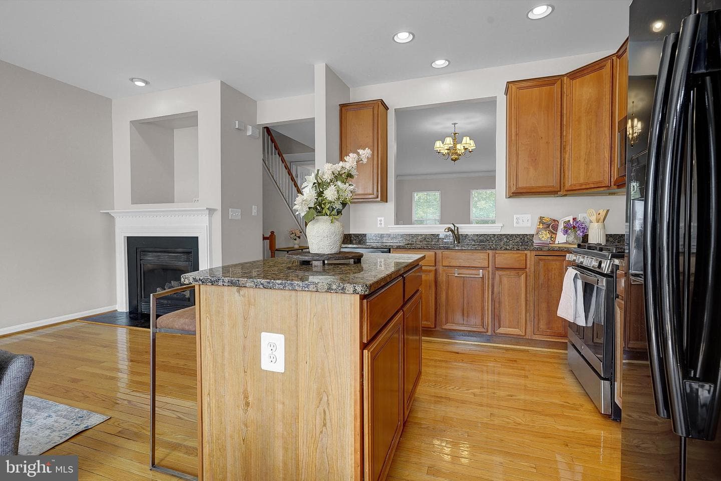 13863 Palisades Street photo 17