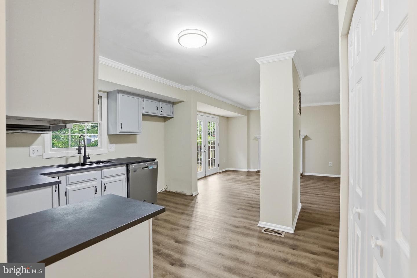 4306 Candlestick Court photo 10