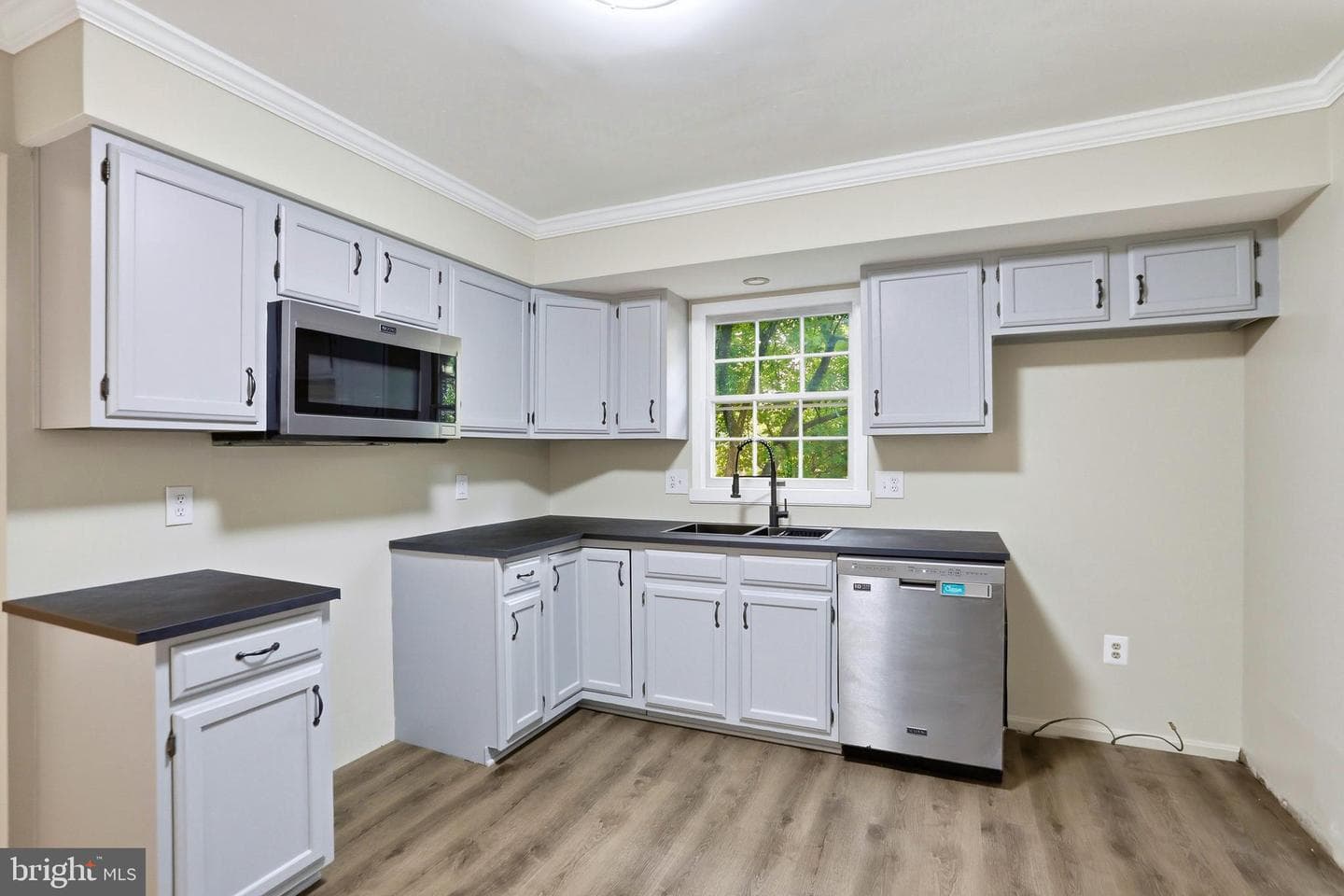 4306 Candlestick Court photo 11