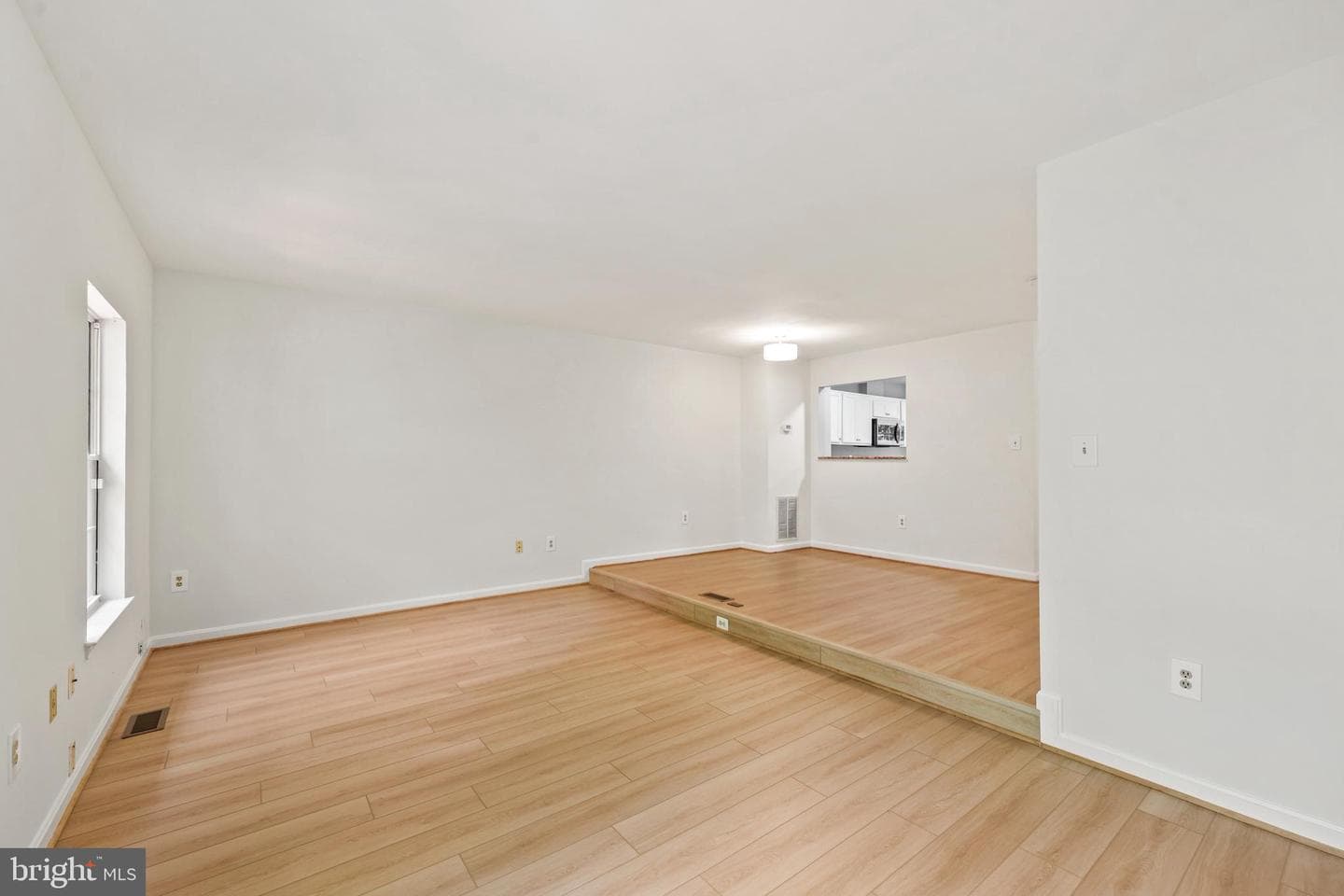 5166 Havering Way photo 13