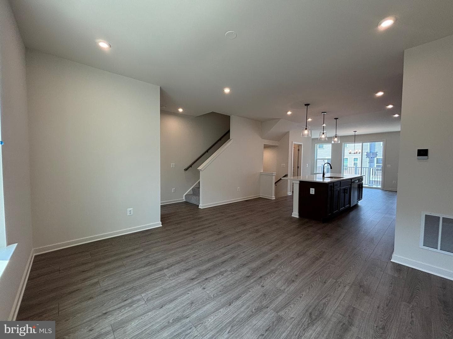 18022 Alicia Avenue photo 11