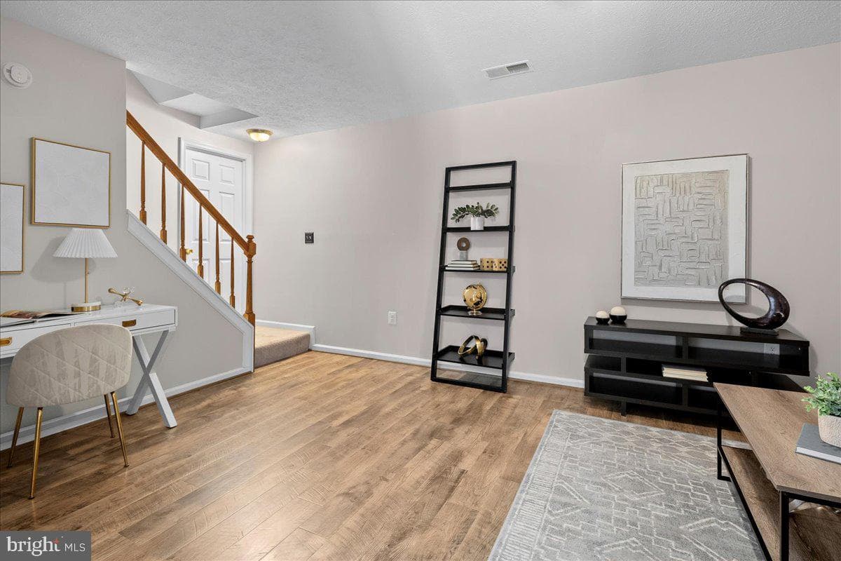 12518 Hedges Run Drive photo 32
