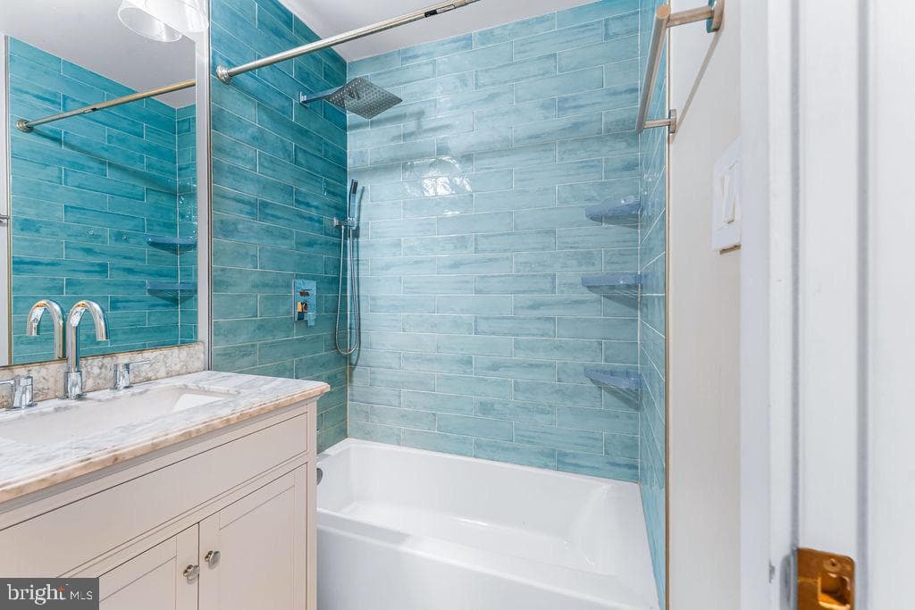 15105 Cloverdale Road photo 14