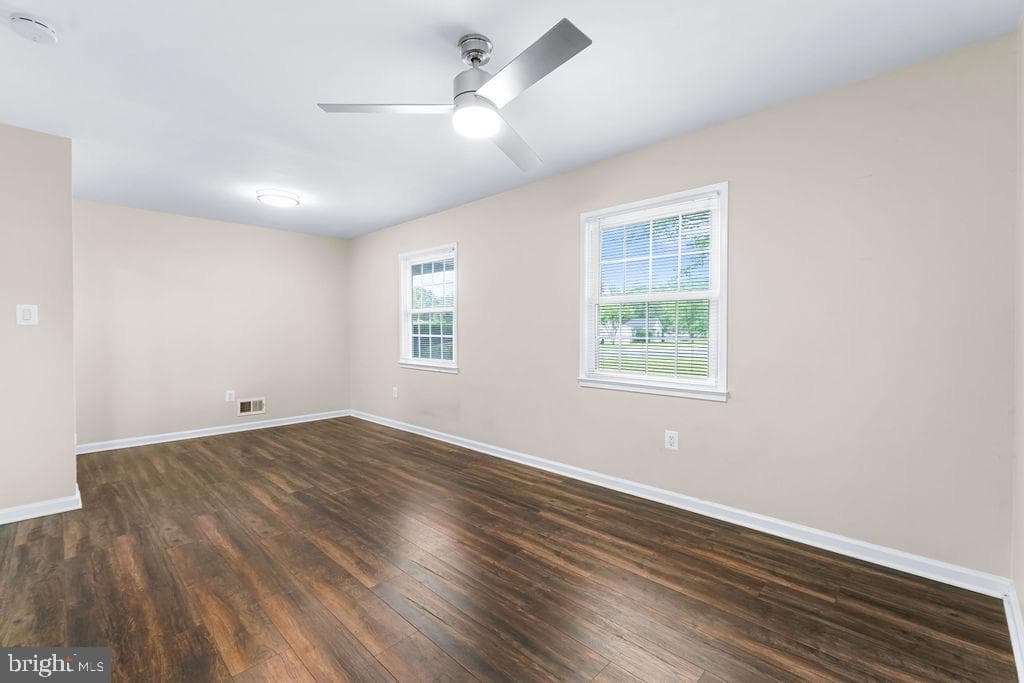15105 Cloverdale Road photo 6