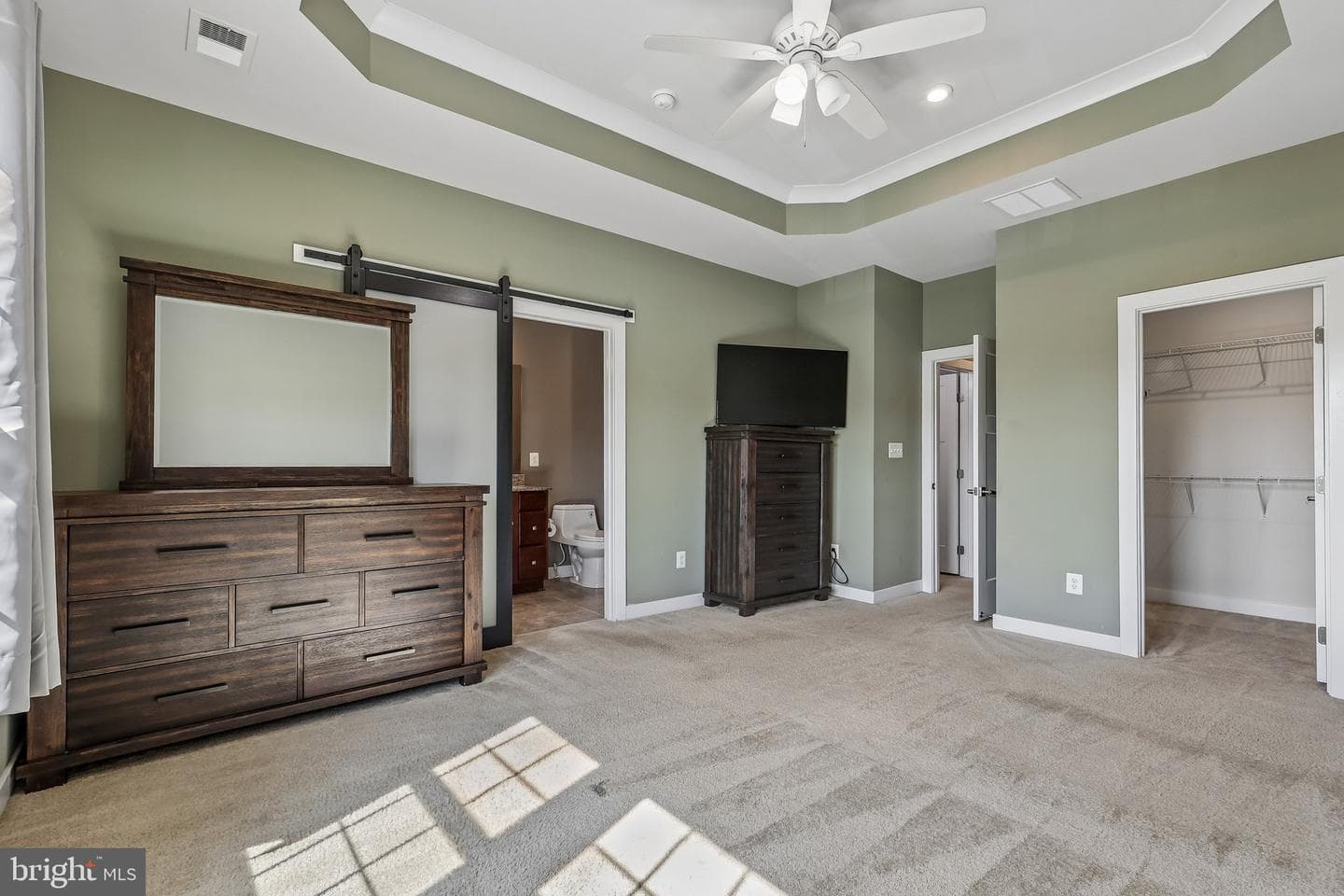 18002 Red Cedar Road photo 10