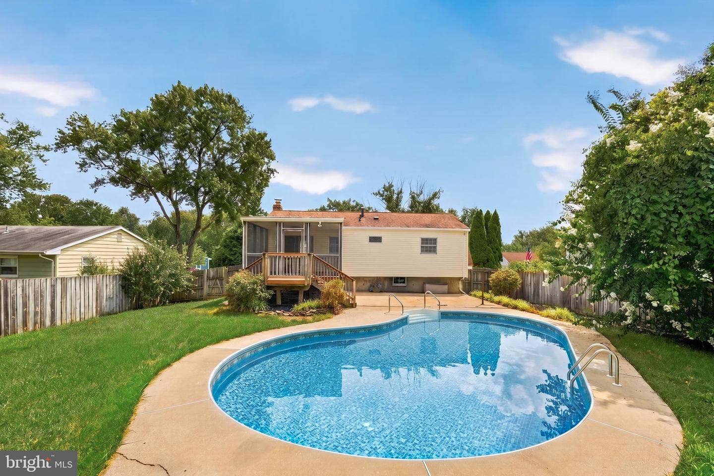 4504 Kingston Road photo 35