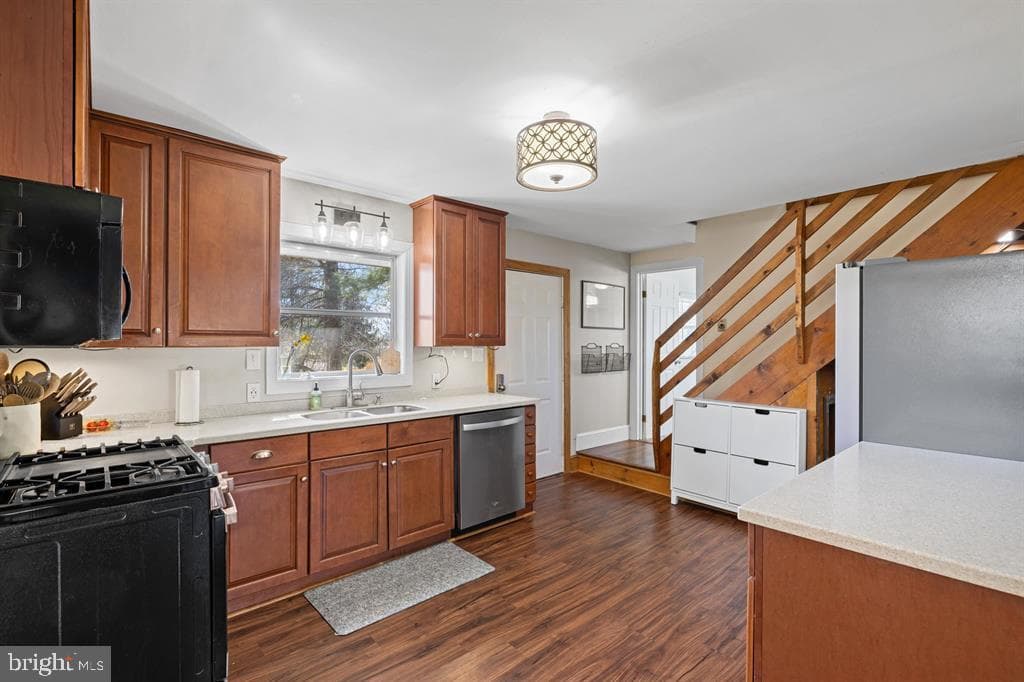 1015 Hamlet Drive photo 14