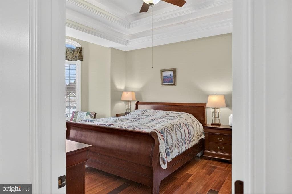580 Regiment Road photo 21