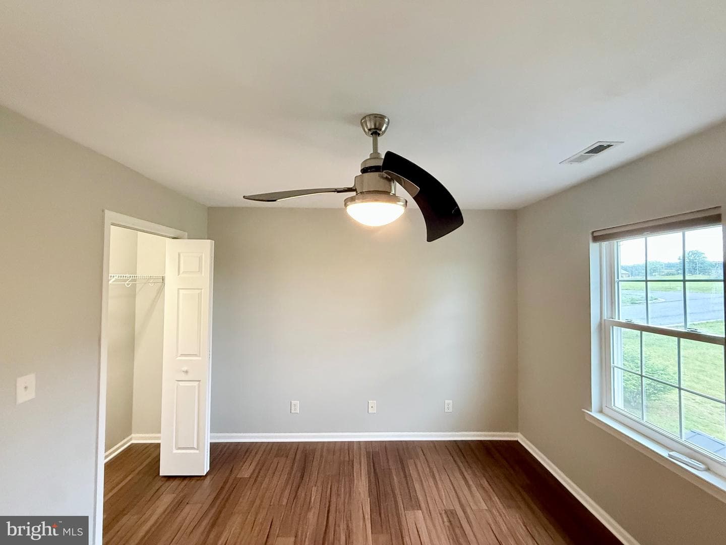 102 Granny Smith Drive photo 34