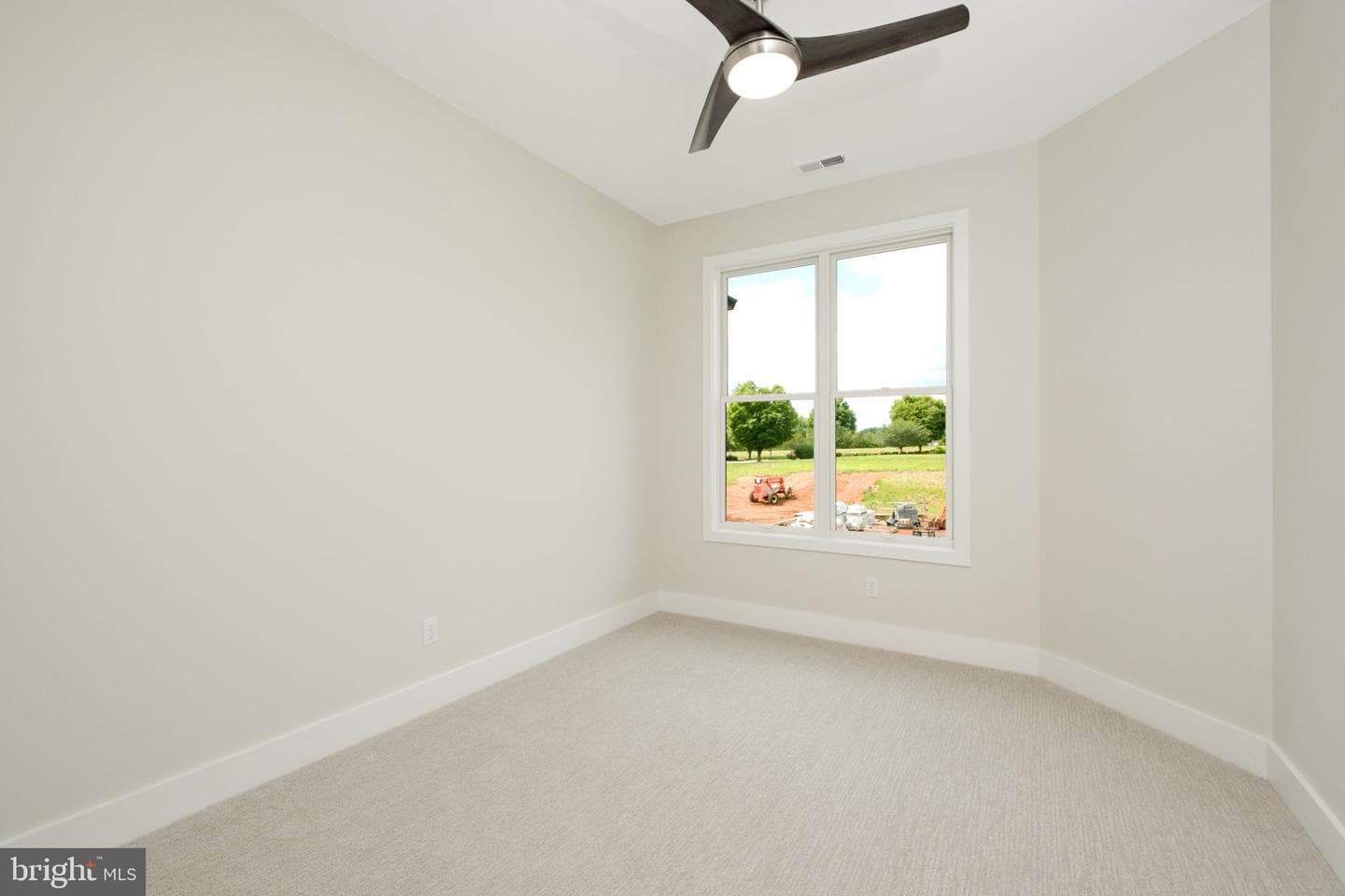 119 Haxby Ct photo 33