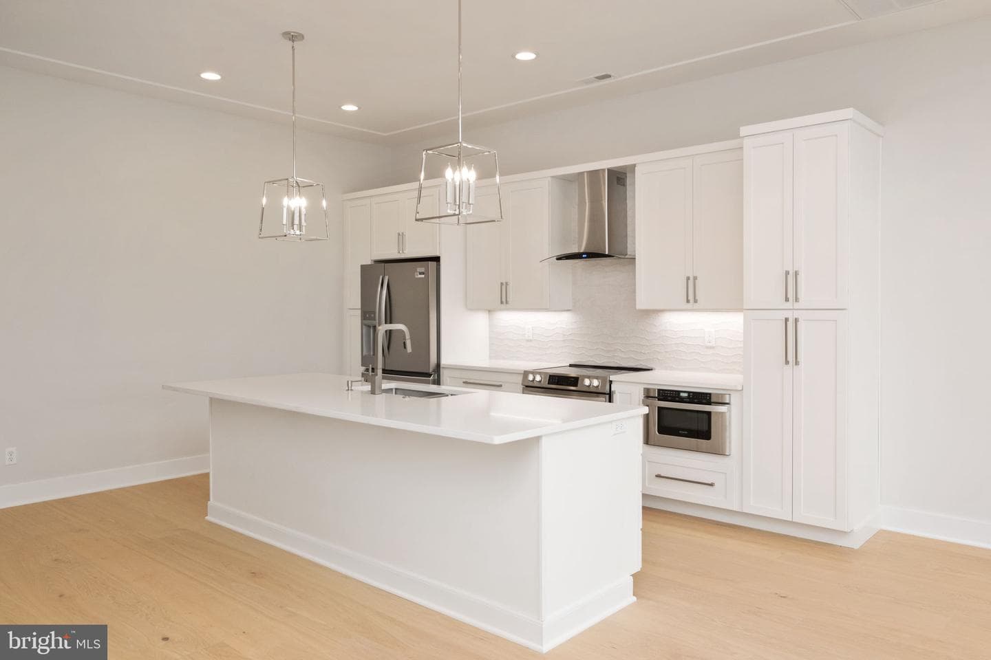 119 Haxby Ct photo 7