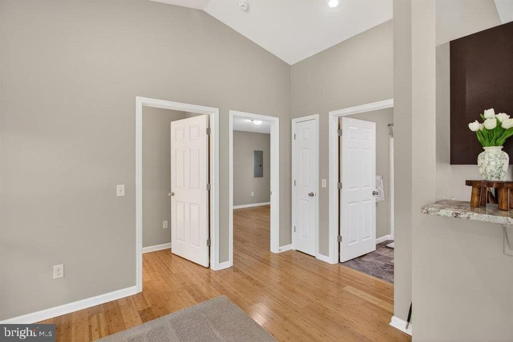 357 W Springbrook Road photo 25