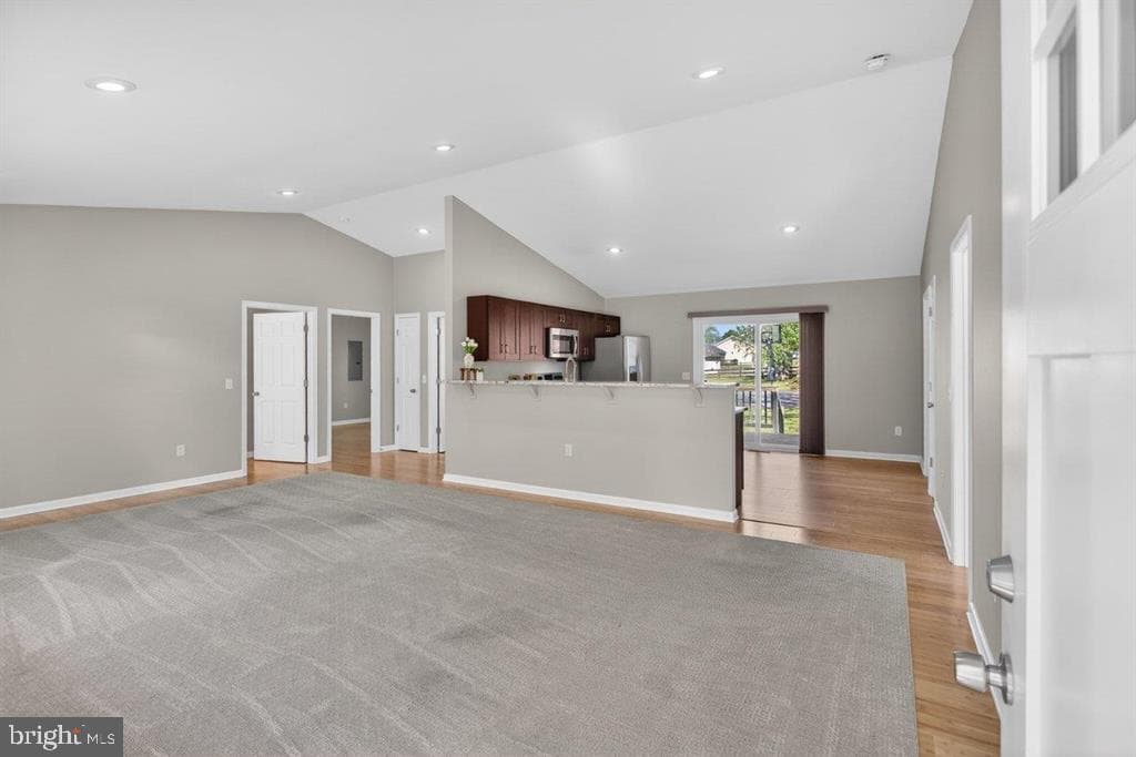 357 W Springbrook Road photo 3