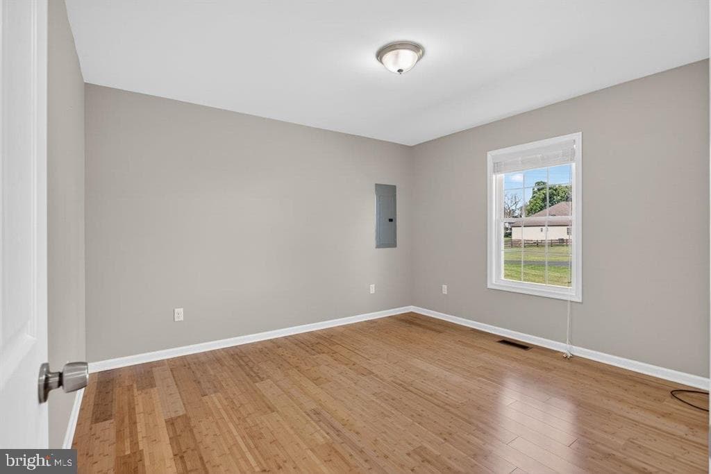 357 W Springbrook Road photo 31