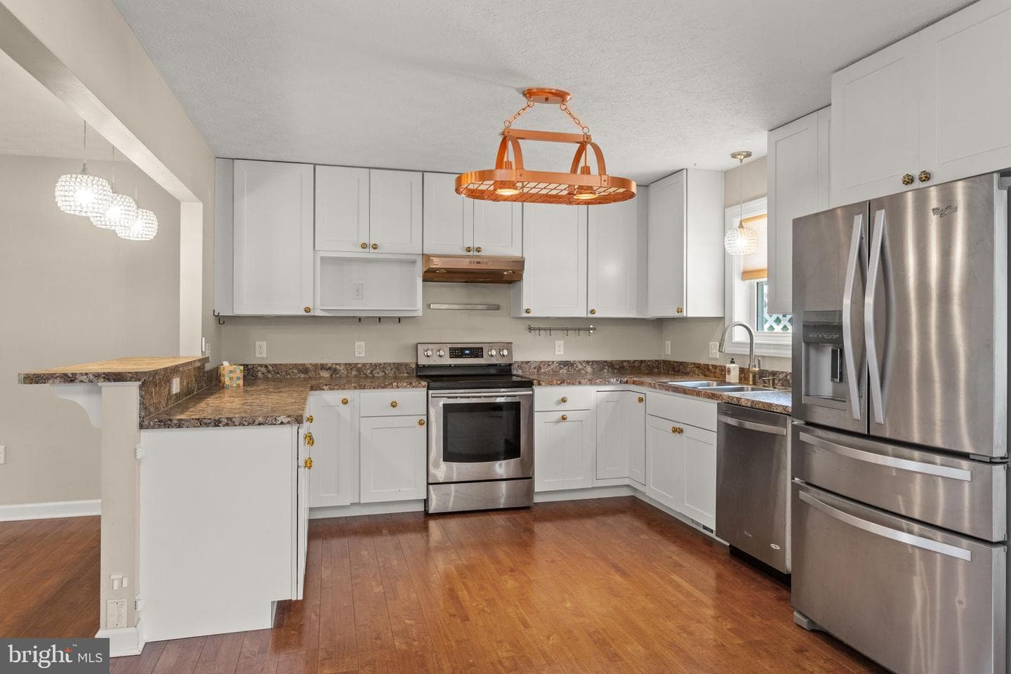 315 Rustic Avenue photo 5