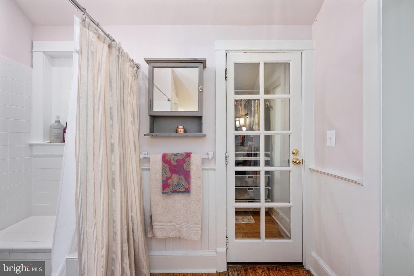 560 Richmond Road photo 63