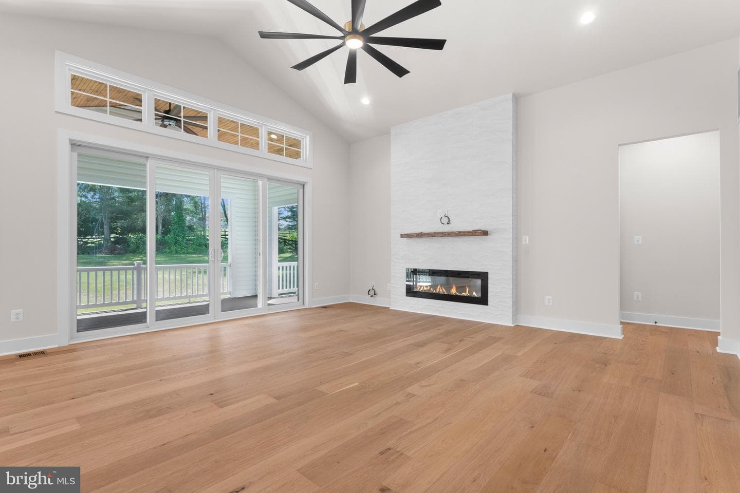 4F Windemeer Ln photo 13