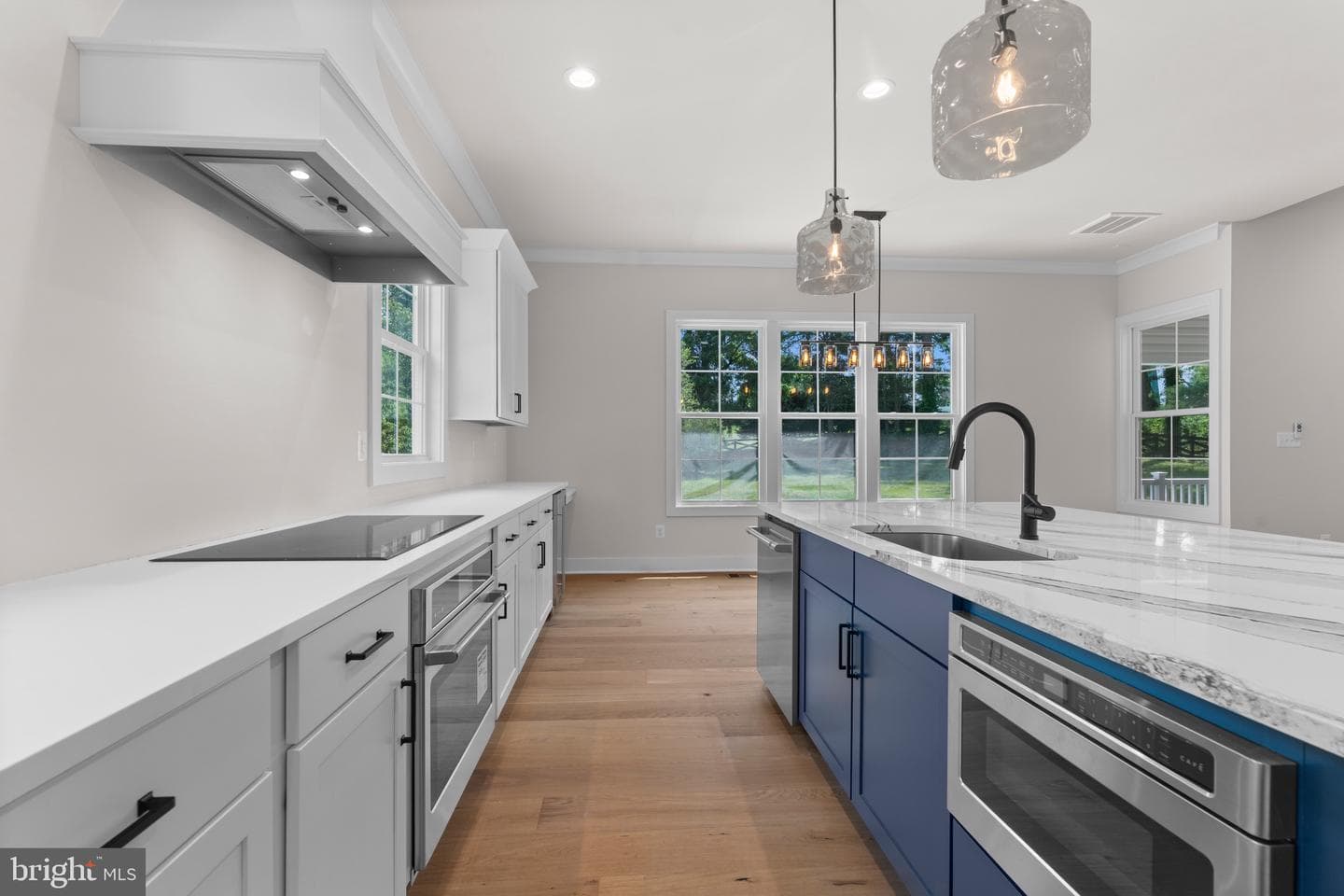 4F Windemeer Ln photo 18