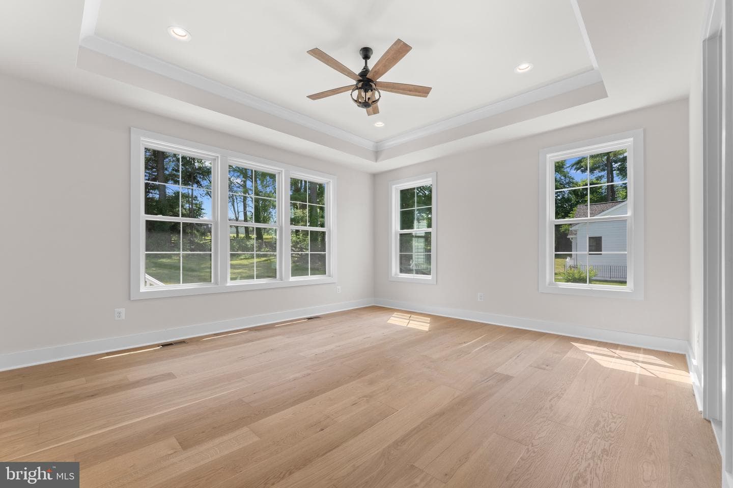 4F Windemeer Ln photo 21