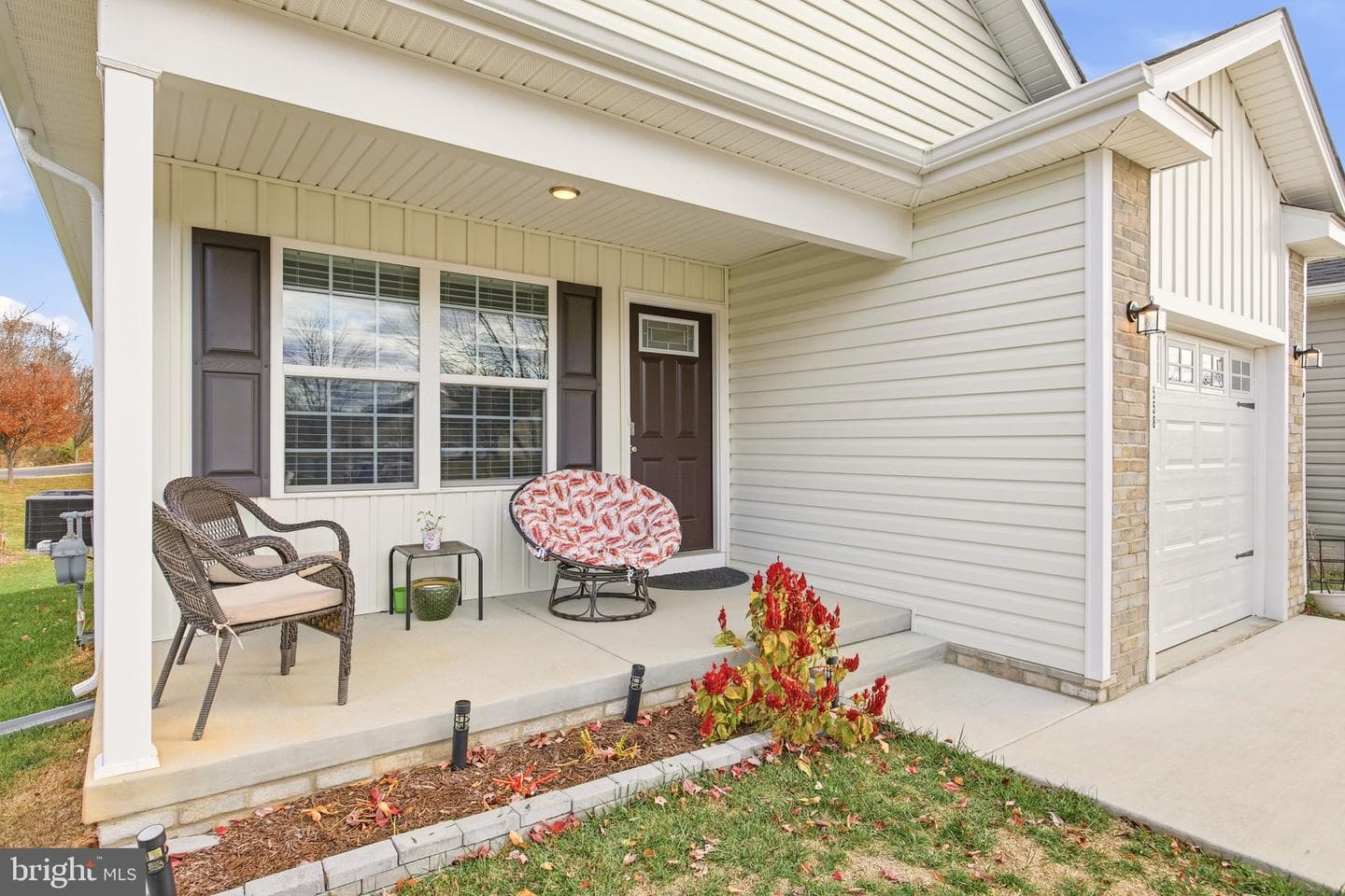 558 Great Oak Court photo 5