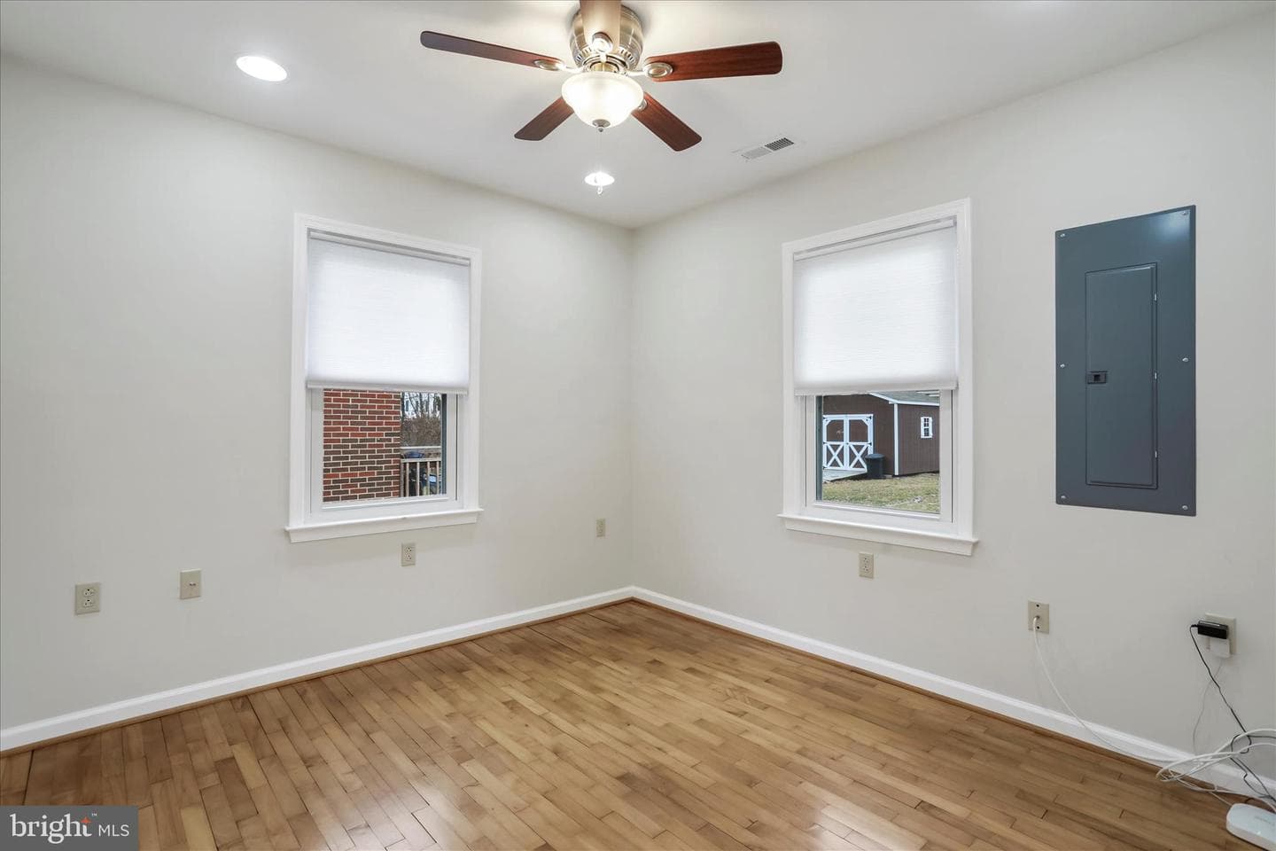 149 Brown Street photo 18