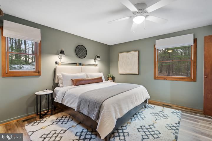 162 Forrest Street photo 9