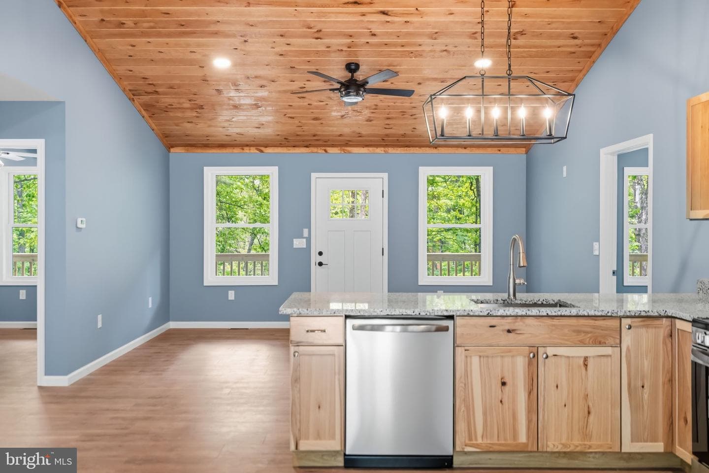 5 Pin Oak Lane photo 5