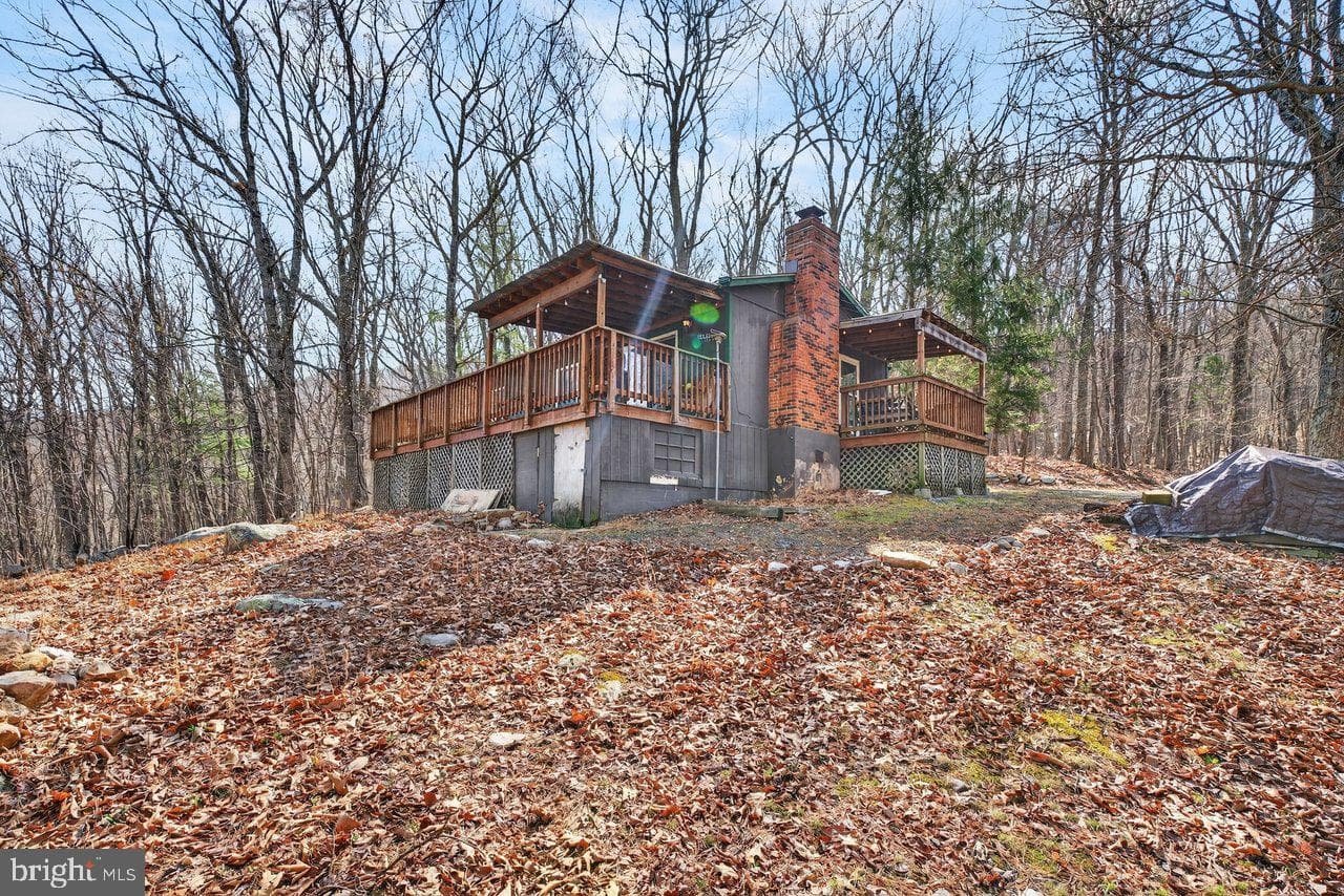 137 Sandstone Lane photo 25
