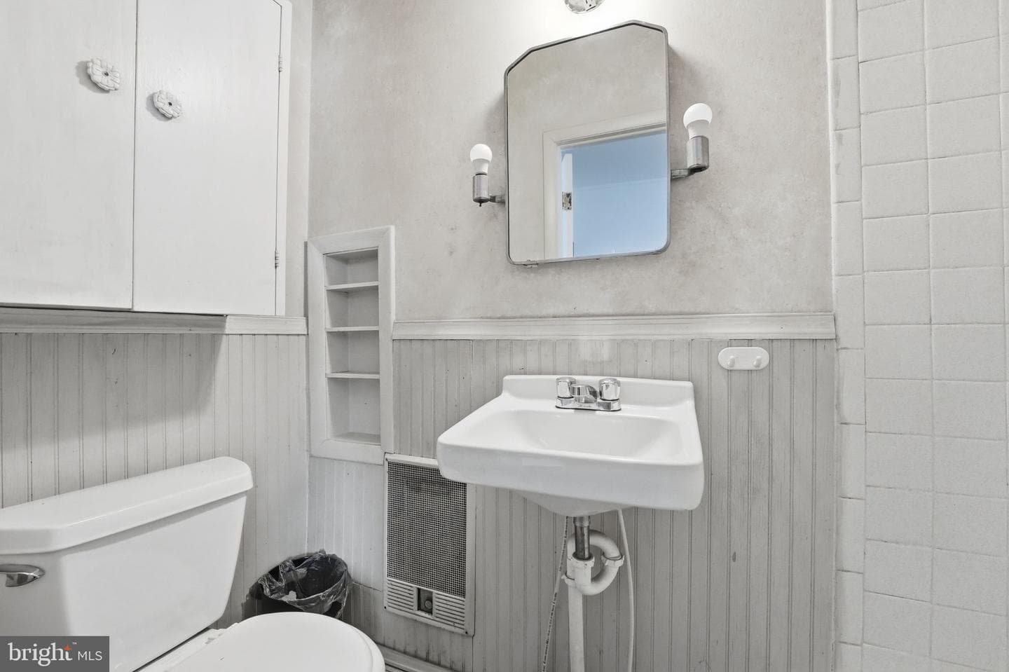 219 N Church Street photo 27