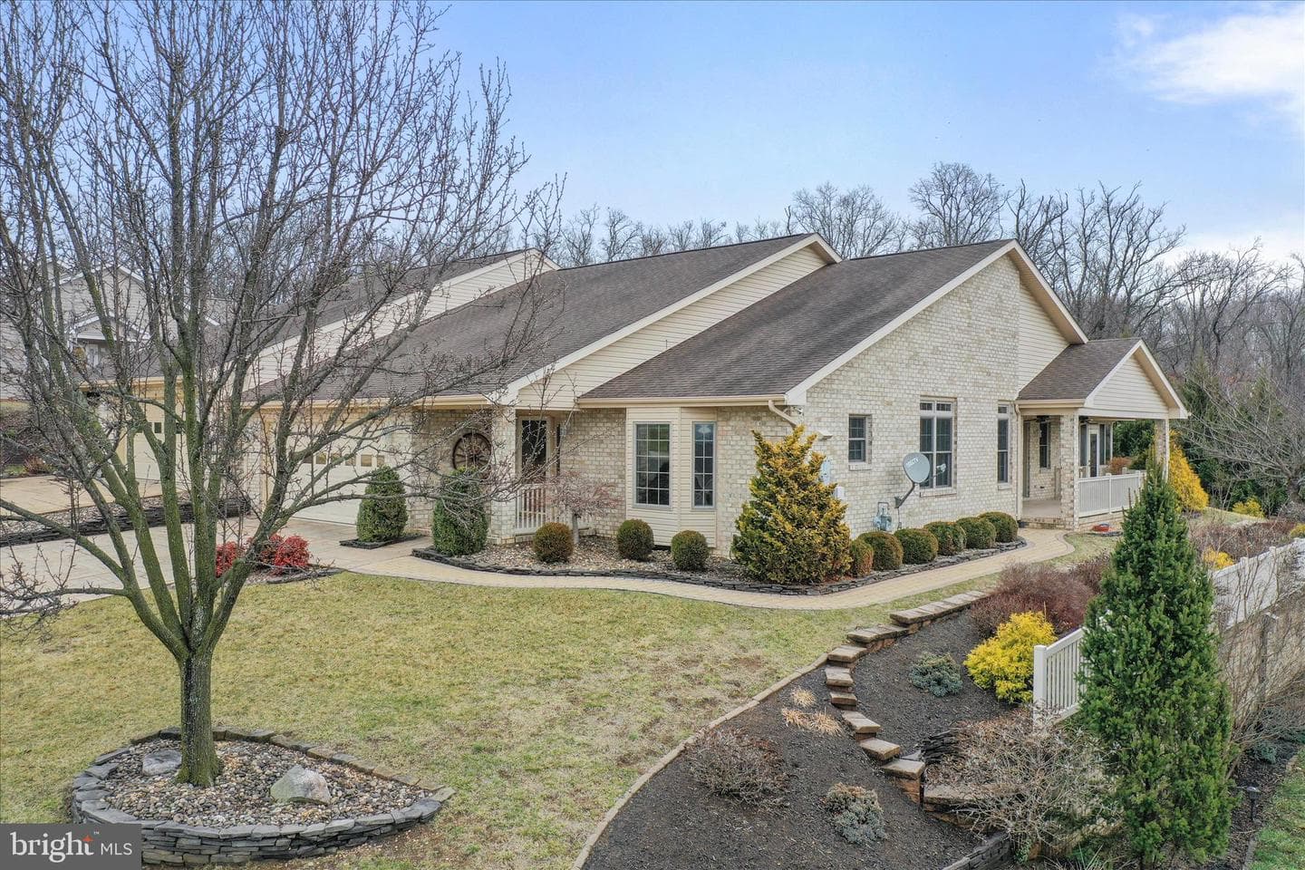 168 Stony Pointe Way photo 1