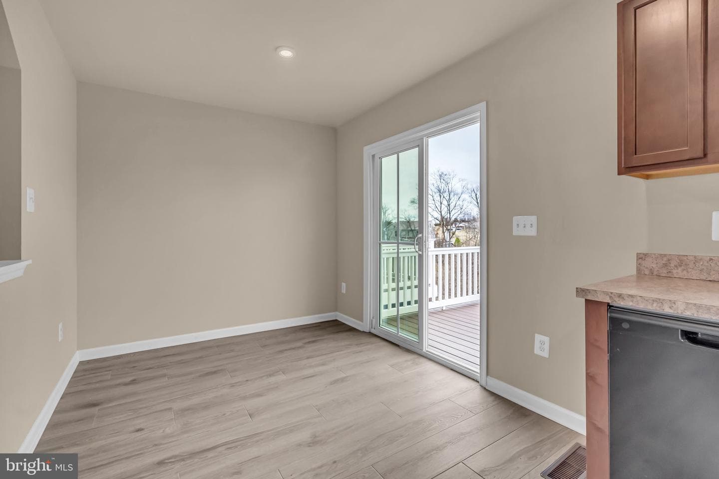 307 Williams Street photo 14