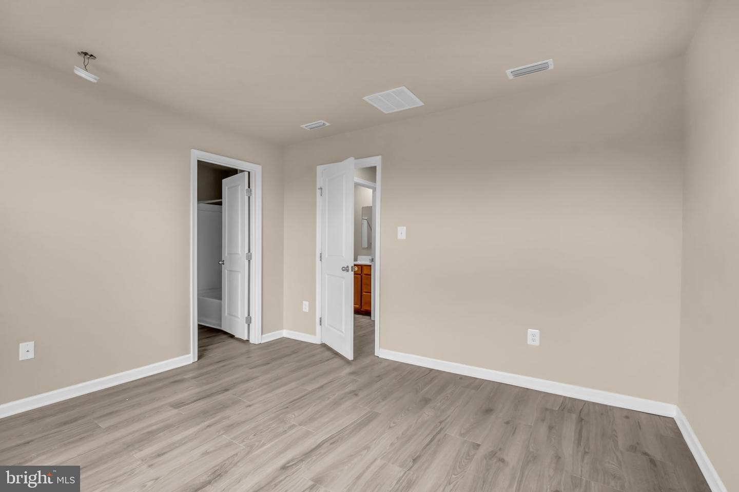 307 Williams Street photo 19