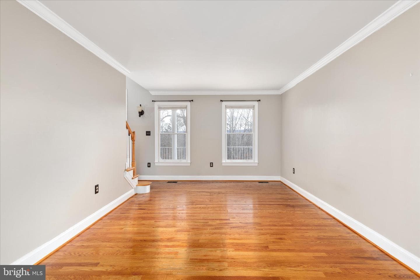 203 Oak Hill Drive photo 9