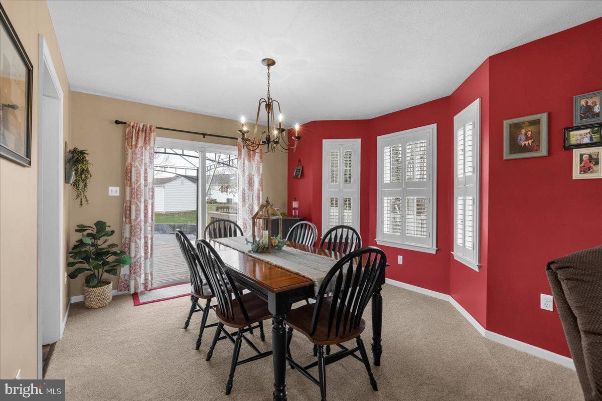 36 Ellen Drive photo 8