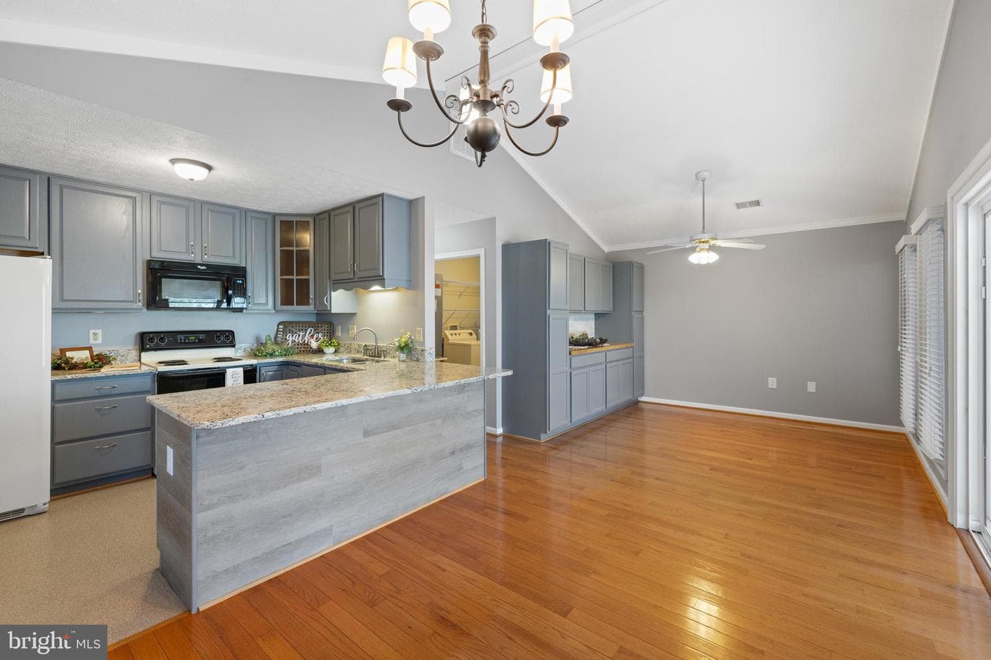 41 Deaken Circle #b-6 photo 14