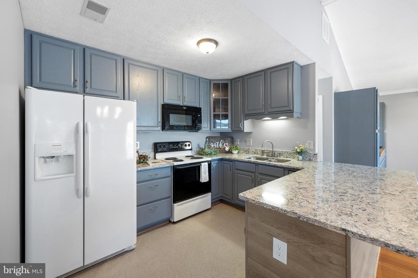 41 Deaken Circle #b-6 photo 23