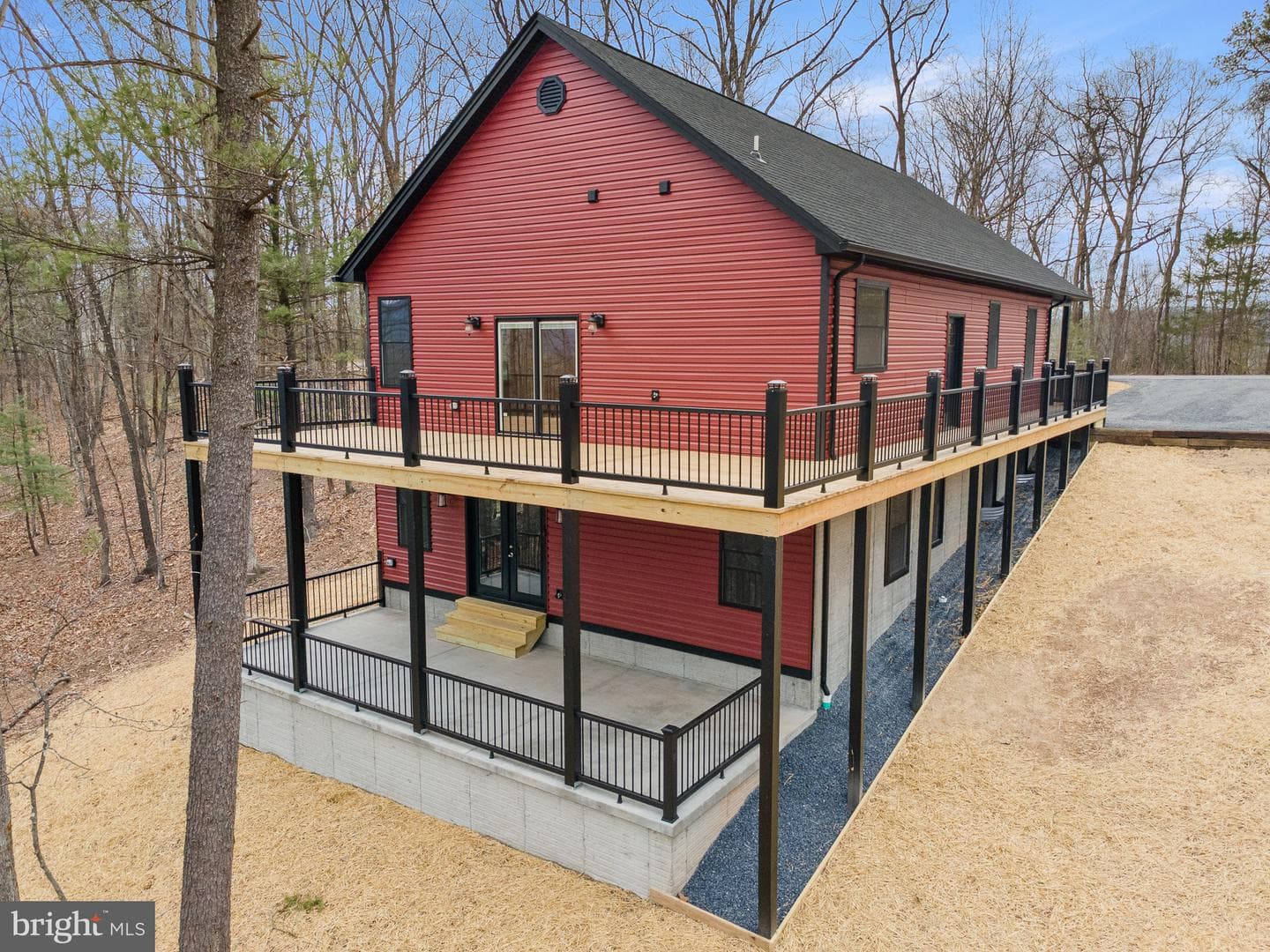 8399 Supinlick Ridge photo 2